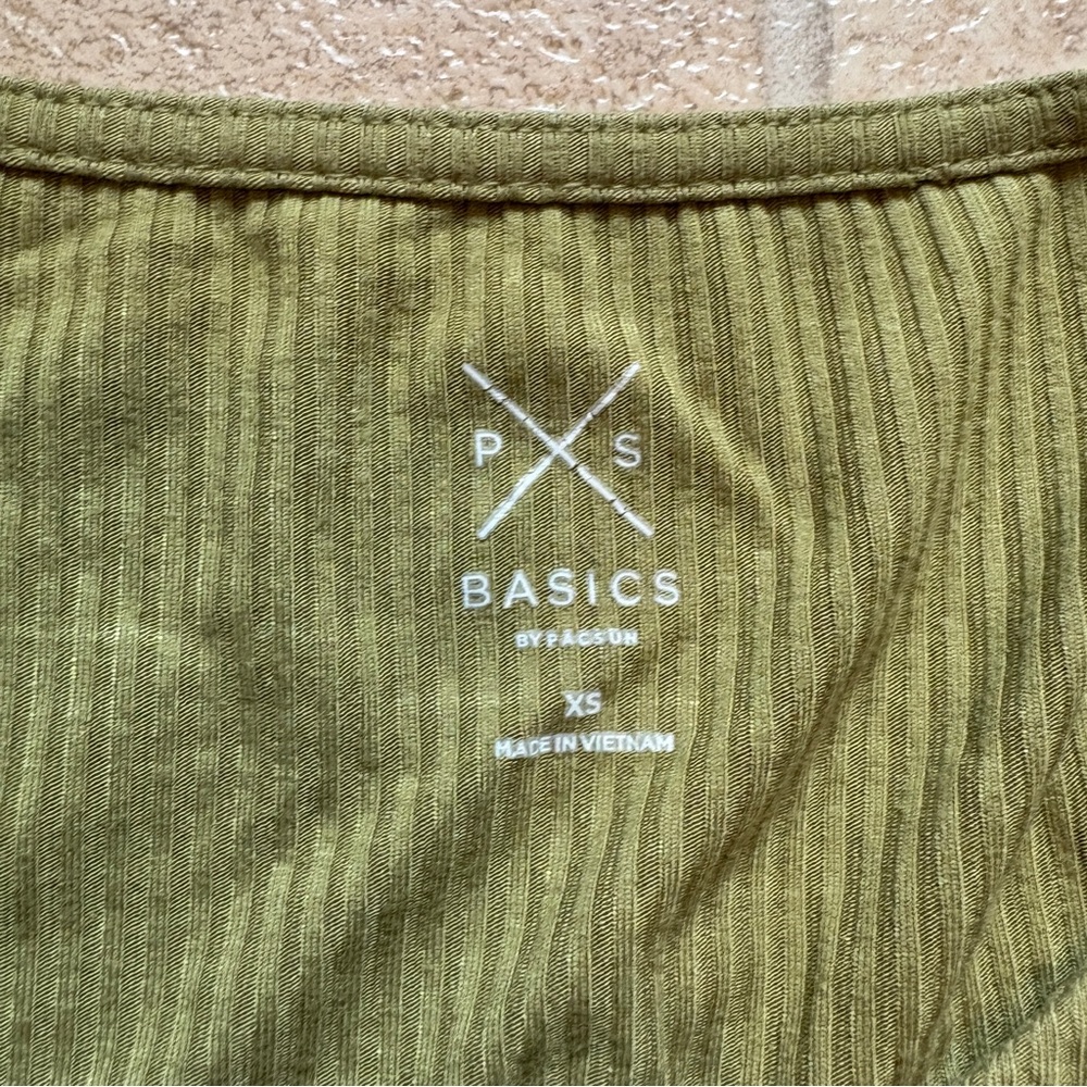Pacsun Green Ruched Crop Top - Picture 4 of 5